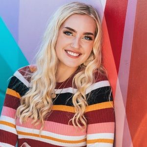 Meet your Posher, Alyssa